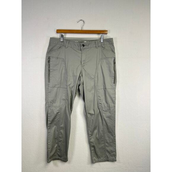 Woman's Sonoma Gray Mid Rise Capri - Size 12 Normcore Casual Comfortable - Picture 1 of 10